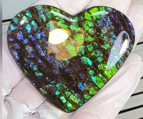 Large,Heart shaped purple blue and green, Loose stone, high grade rainbow color,Ammolite,Freeform, Cabochon,gemstone Canadian Ammonite,wrapping jewellery,Purple,Blue,Green. FC-276