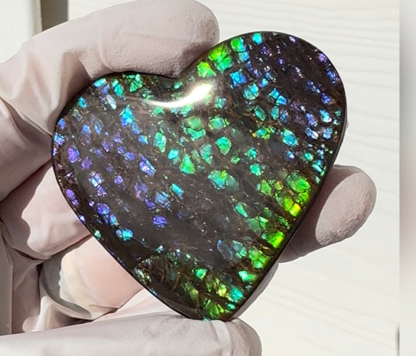Large,Heart shaped purple blue and green, Loose stone, high grade rainbow color,Ammolite,Freeform, Cabochon,gemstone Canadian Ammonite,wrapping jewellery,Purple,Blue,Green. FC-276