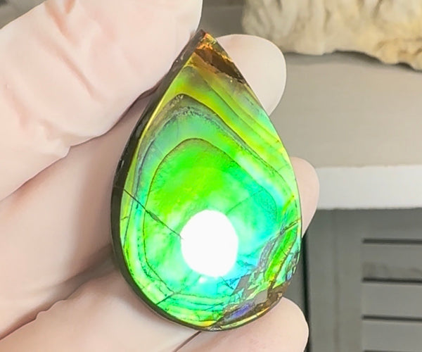High-Grade Ammolite Gemstone with Stunning Ripple Patterns, 42x30mm Loose Gemstones,gemstone FFNT221 Free shipping