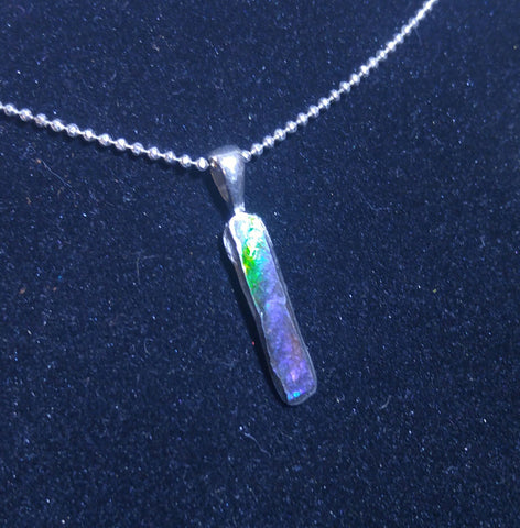 Ammolite Pendant 21 mm x 4 mm - JWY-05