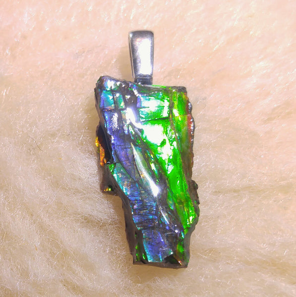 23 mm x 11 mm Ammolite Pendant - JWY-05