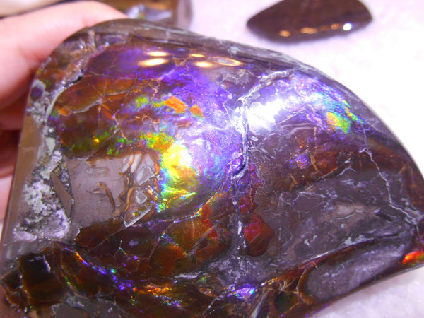 115x 100x 93 mm　Rare Natural Huge -Four-Sides Collector Stone  CS-86 レア4面カラー ナチュラル　コレクション　ディスプレイピース