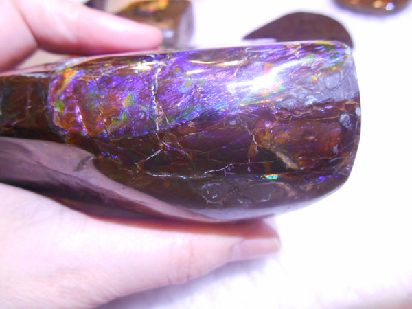 115x 100x 93 mm　Rare Natural Huge -Four-Sides Collector Stone  CS-86 レア4面カラー ナチュラル　コレクション　ディスプレイピース