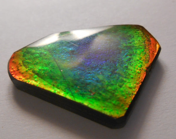 30 x 22 mm - Natural Free Form FFN 88 Ammolite　　ナチュラル　ルース　アンモライト