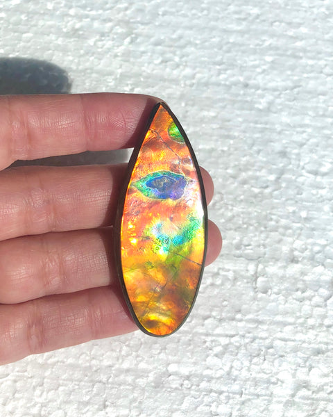 TOP grade 59.5x22.5 mm LARGE 　Rainbow Lake Pattern! Super Beauty! Natural  Free Form . FFNT 151 Ammolite  ナチュラル　ルース　アンモライト