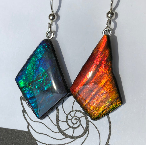 Sterling Silver 　Red & Blue Ammolite earrings  JWY-09 ピアス　シルバー