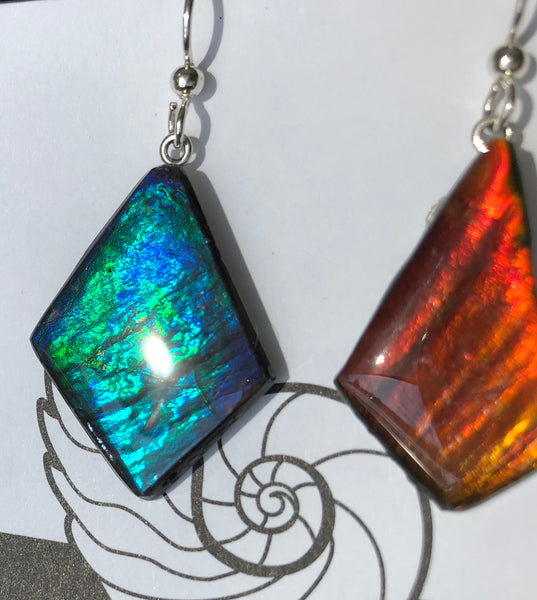 Sterling Silver 　Red & Blue Ammolite earrings  JWY-09 ピアス　シルバー