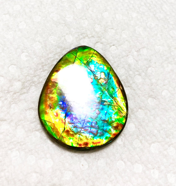 35x 30 mm Lavender Pink with gorgeous colors! Natural  Free Form . FFNT 125 Super bright  ナチュラル　ルース　アンモライト フリーフォーム