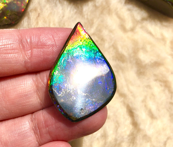 34 x 22  mm  - IMP-64 Natural Ammolite Double-Sided Rainbow Imperial!　両面　ブライトカラー！レアルース　アンモライト