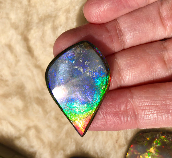 34 x 22  mm  - IMP-64 Natural Ammolite Double-Sided Rainbow Imperial!　両面　ブライトカラー！レアルース　アンモライト