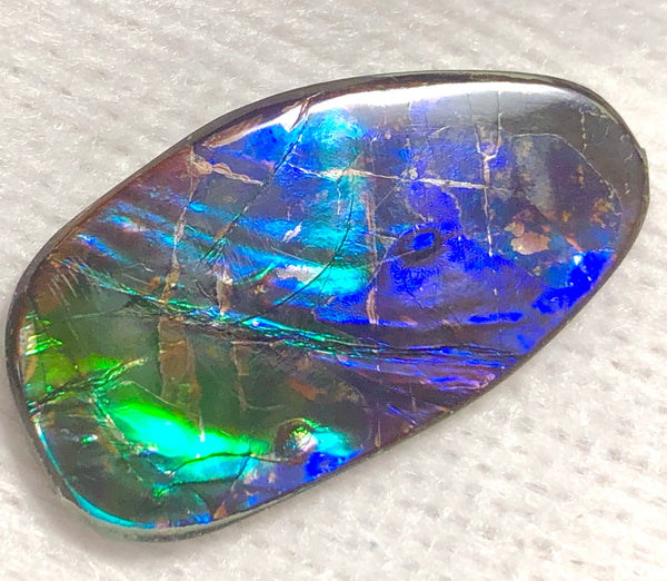 33x18mm    Natural  Free Form . FFN357  Ammolite  ナチュラル　ルース　アンモライト フリーフォーム